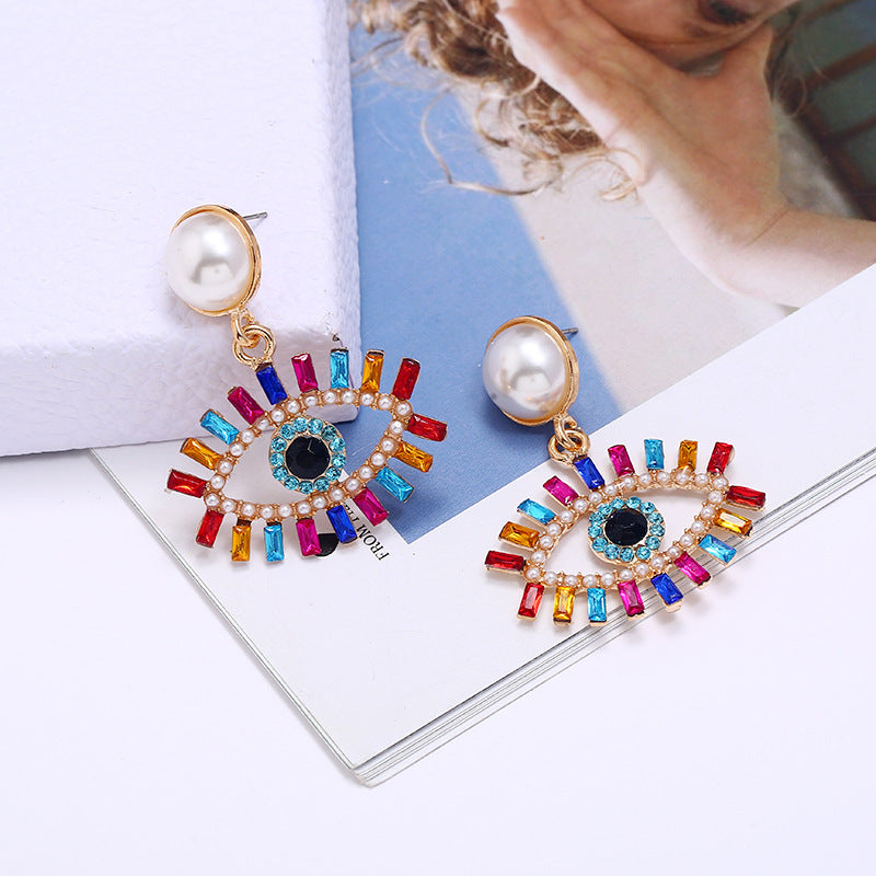 eye pearl colored