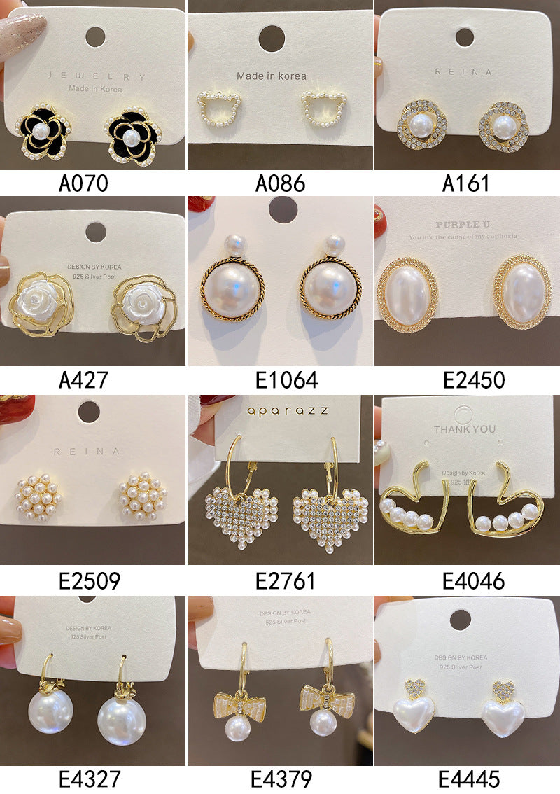 luxurious geometric pearl earrings