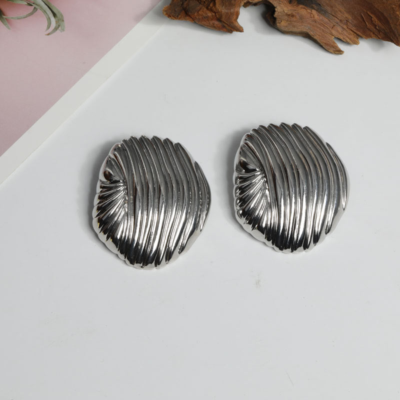 Exaggerated Shell