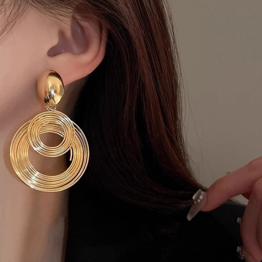 Exaggerated circule