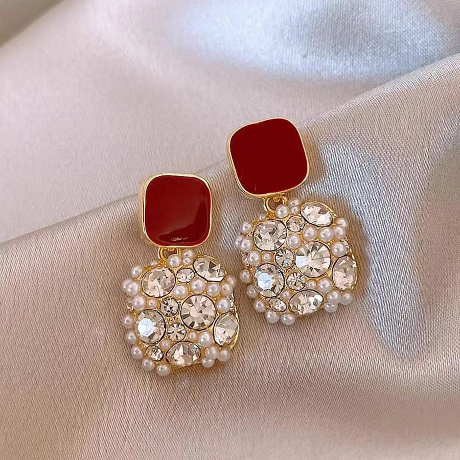 Gemstones Drop
