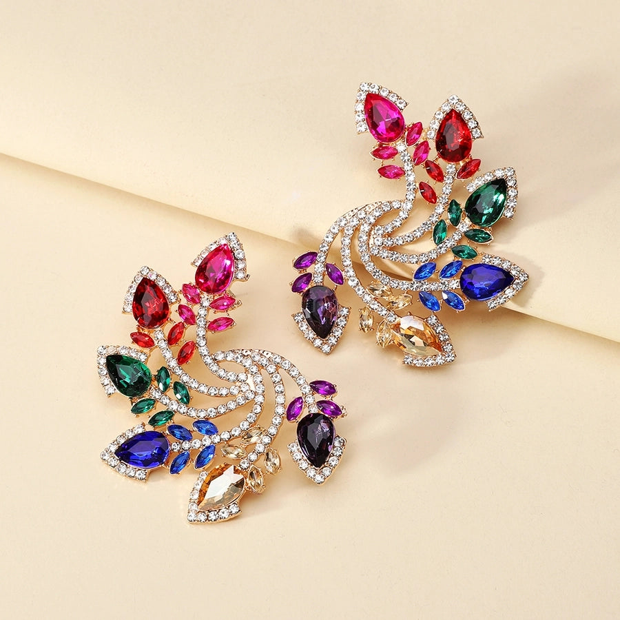 exaggerated geometric