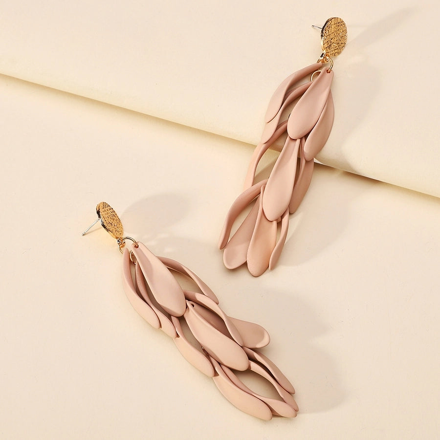 petal earrings
