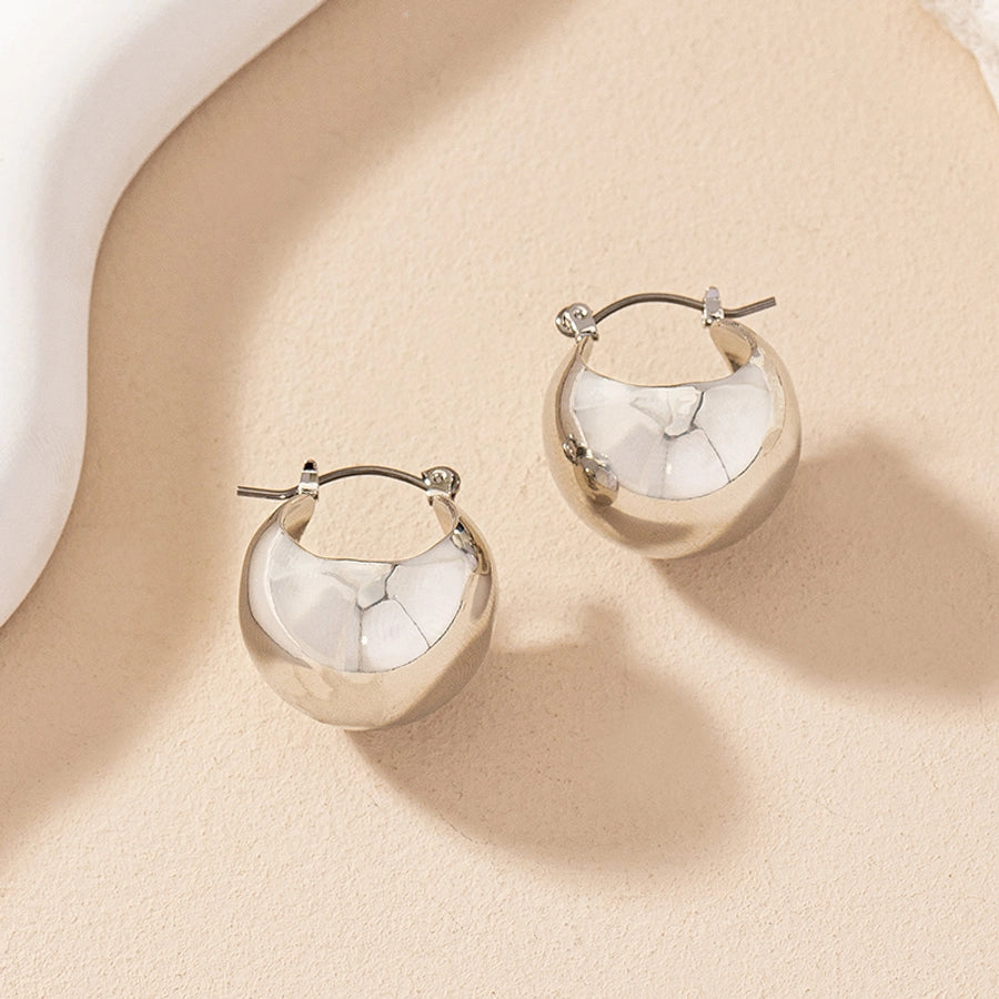 round alloy ear studs