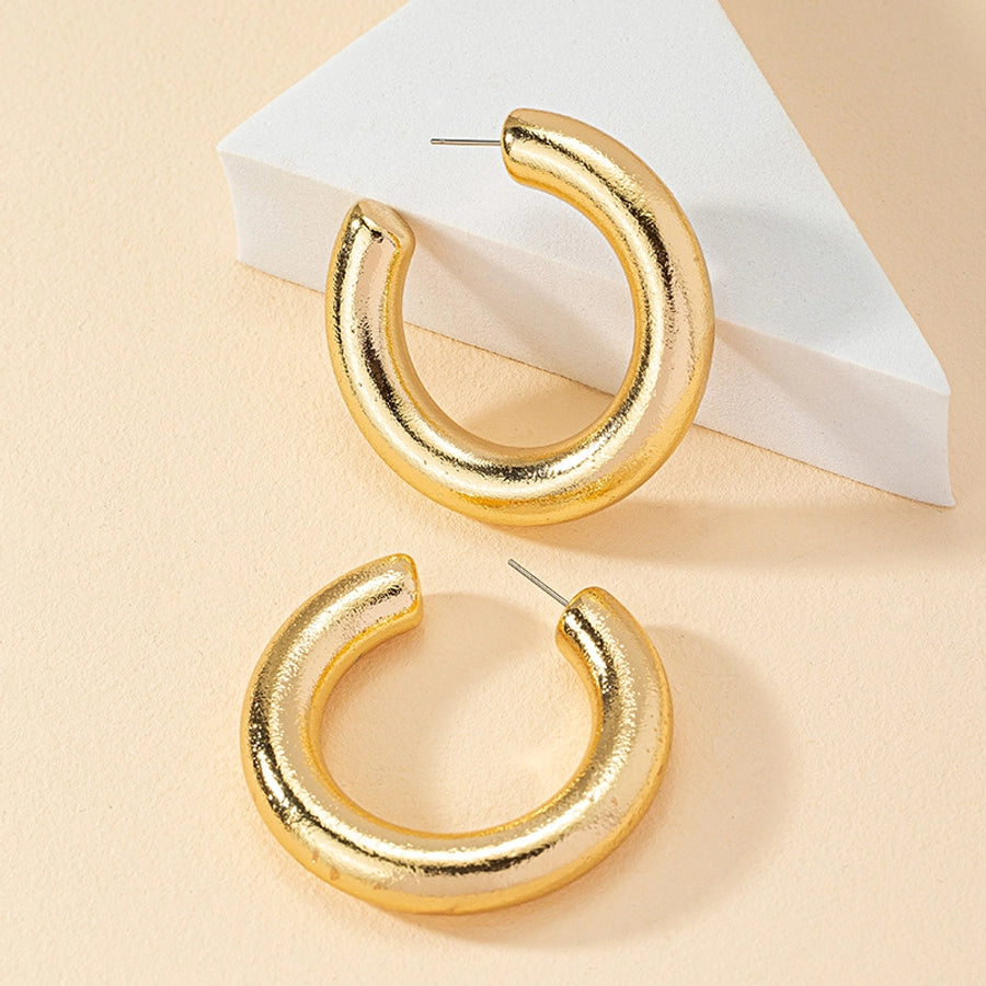 Exaggerated c shape