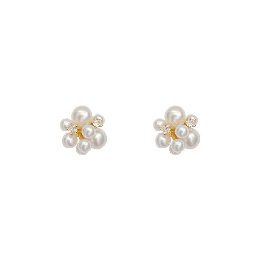 luxurious geometric pearl earrings
