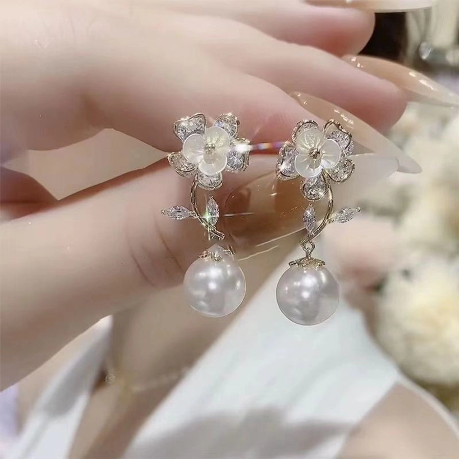 Flower Pearl Zircon