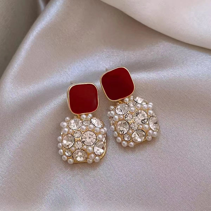 Gemstones Drop
