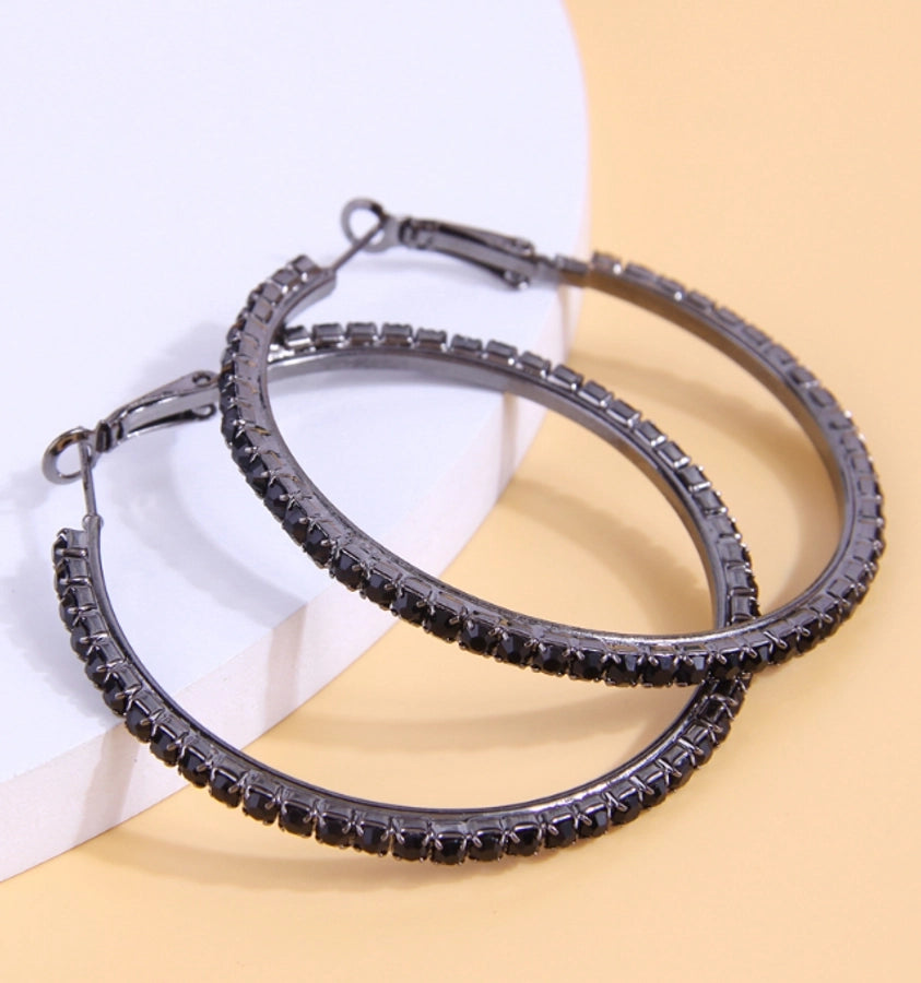 exaggerated hoop earrings