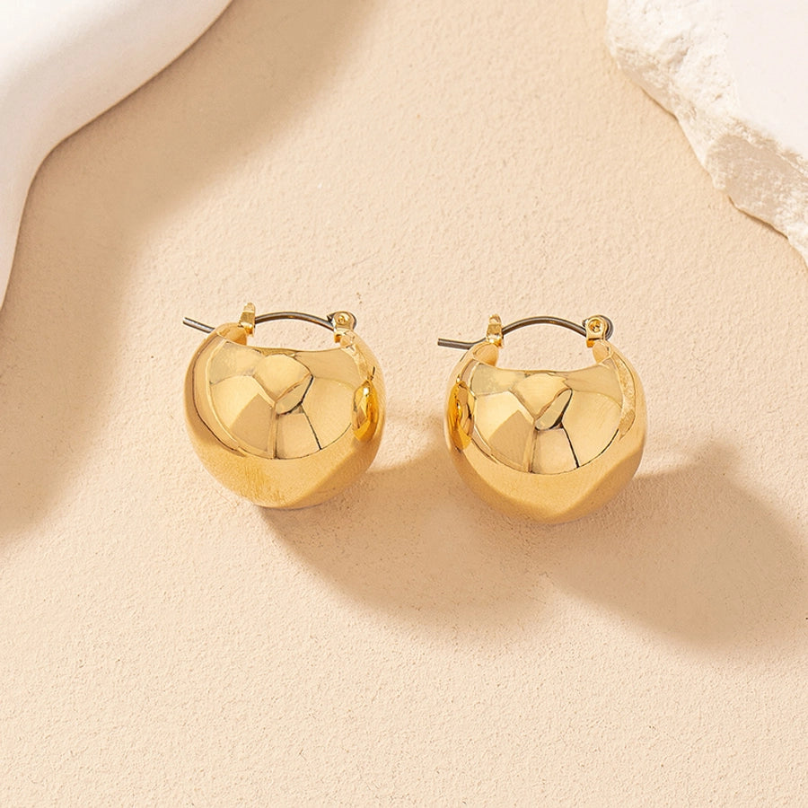 round alloy ear studs