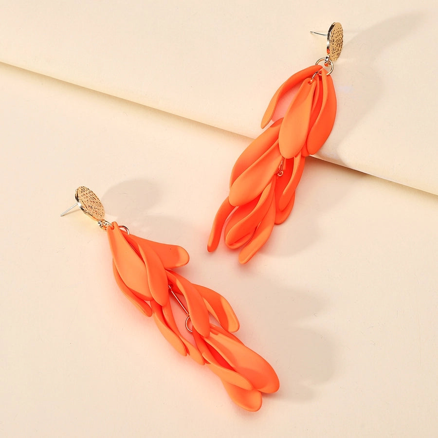 petal earrings