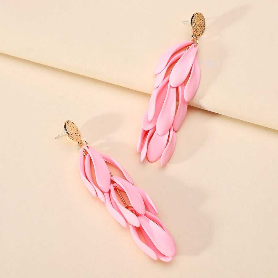 petal earrings