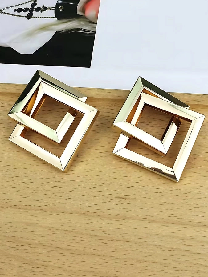 Rhombus Hollow