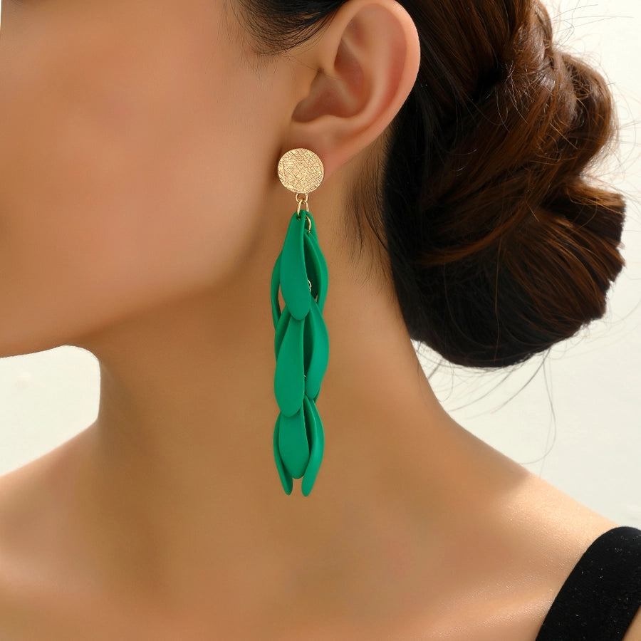 petal earrings