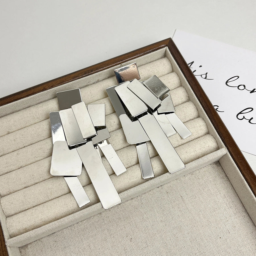 Exaggerated Geometric