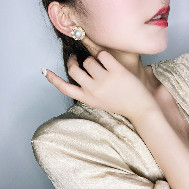 round artificial pearl