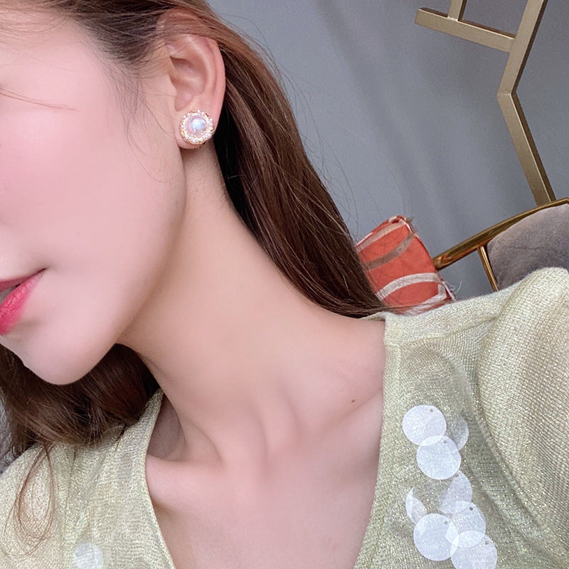 round artificial pearl