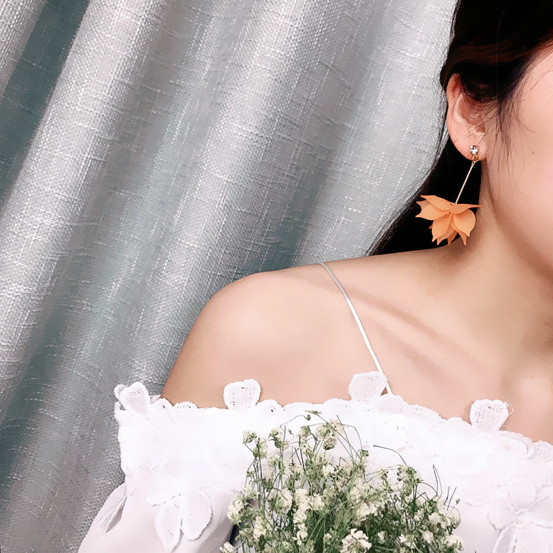 Flower Drop Earrings
