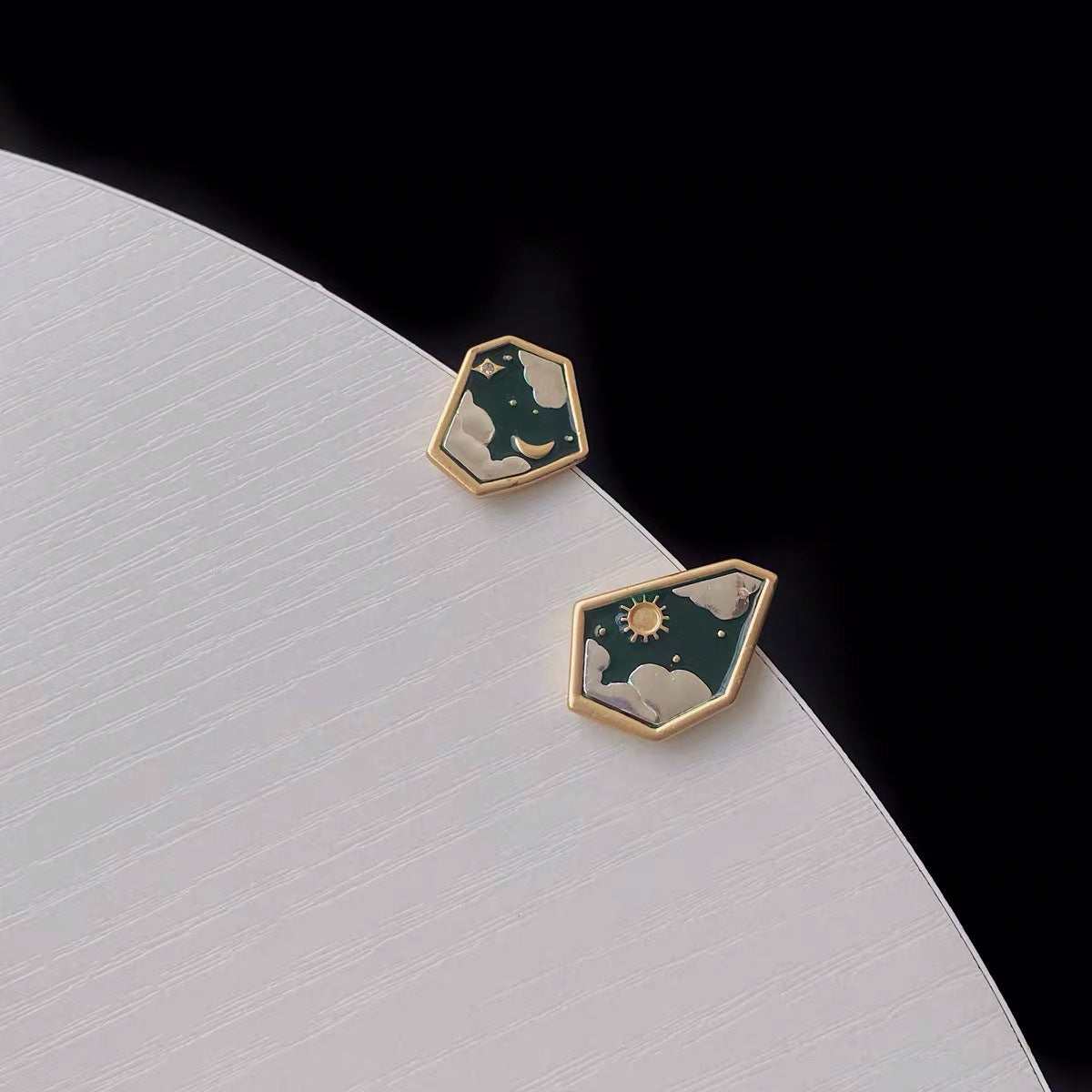 retro sun alloy enamel ear studs 1 pair