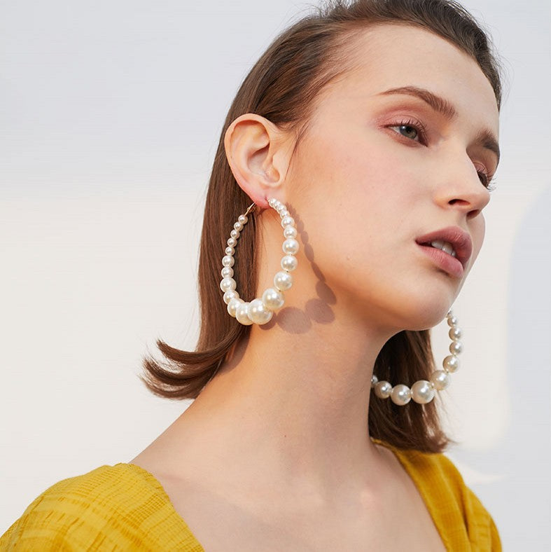 retro oversized artificial pearl big ear hoop