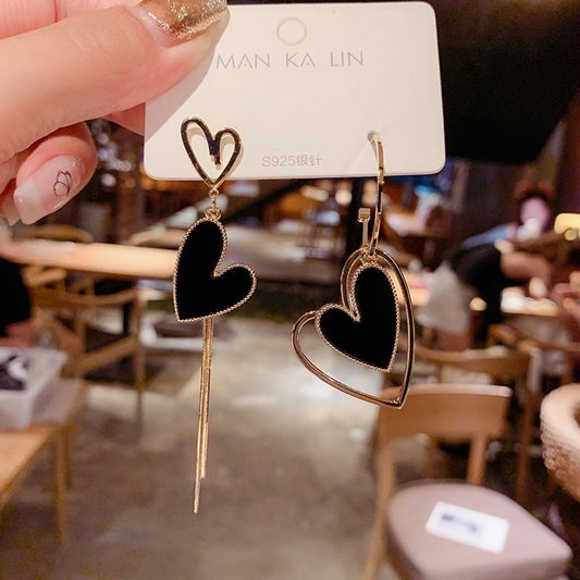 heart asymmetrical tassel