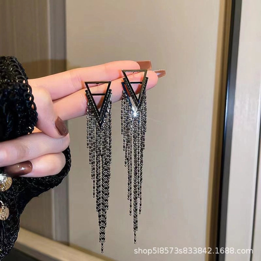 elegant triangle metal