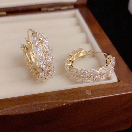 petal zircon