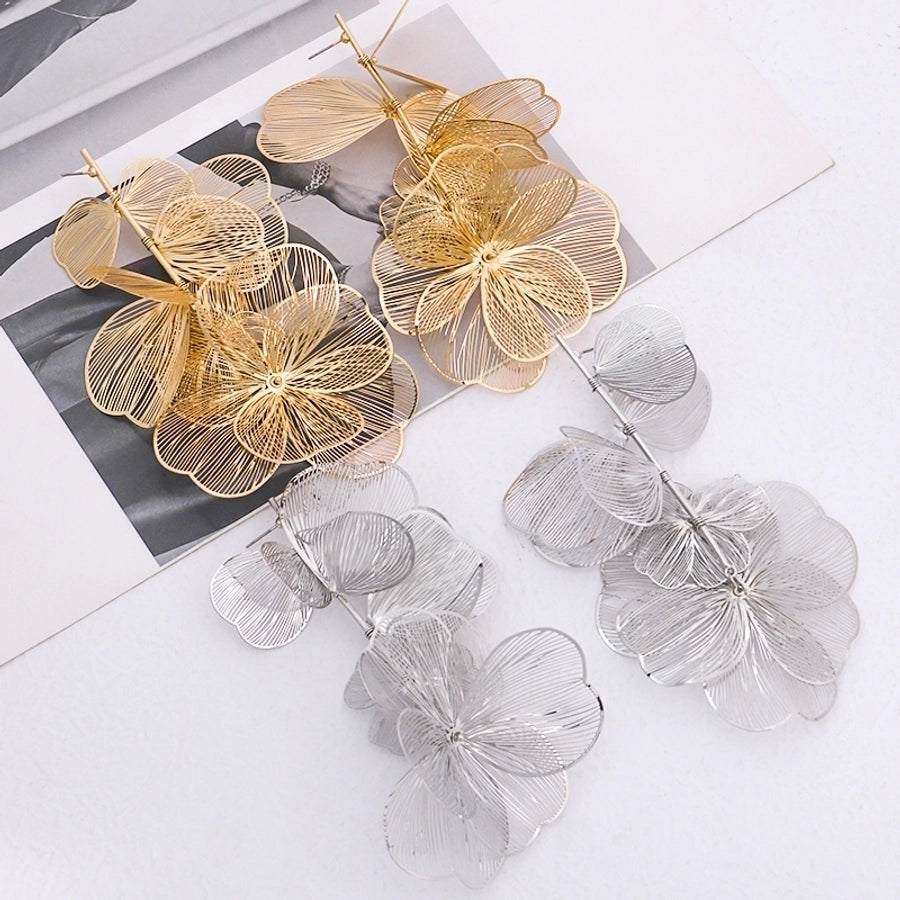 vintage exaggerated flower