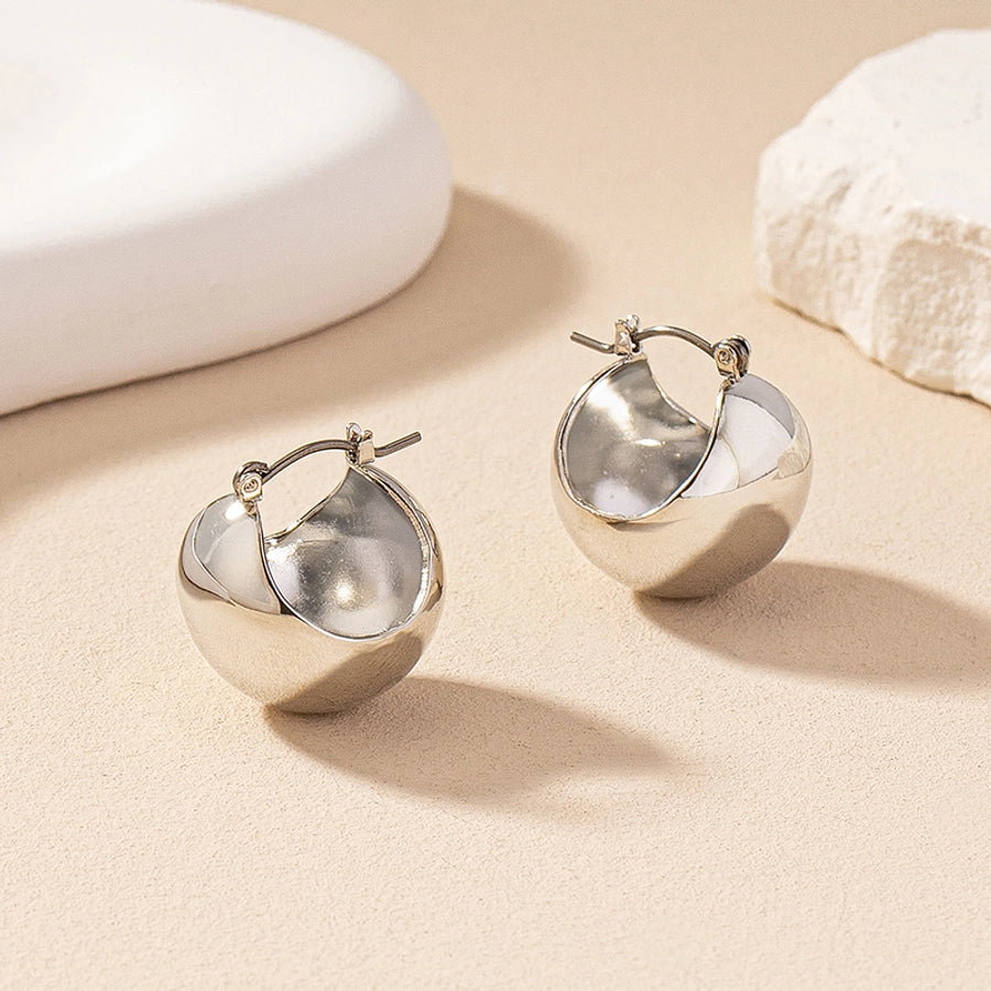 round alloy ear studs