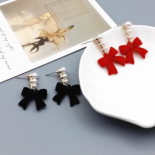 Pearl Bow earrings