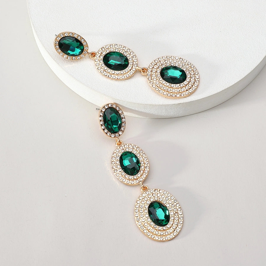 luxurious oval