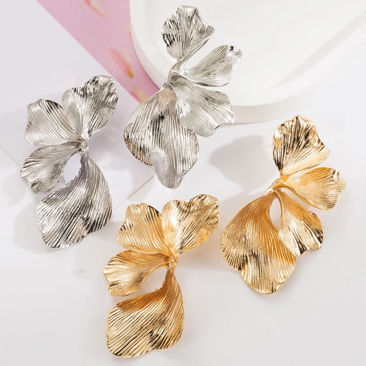 Classic Style Petal