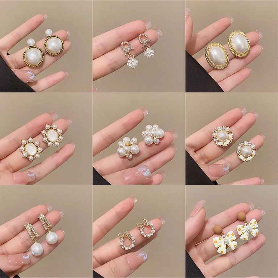 luxurious geometric pearl earrings