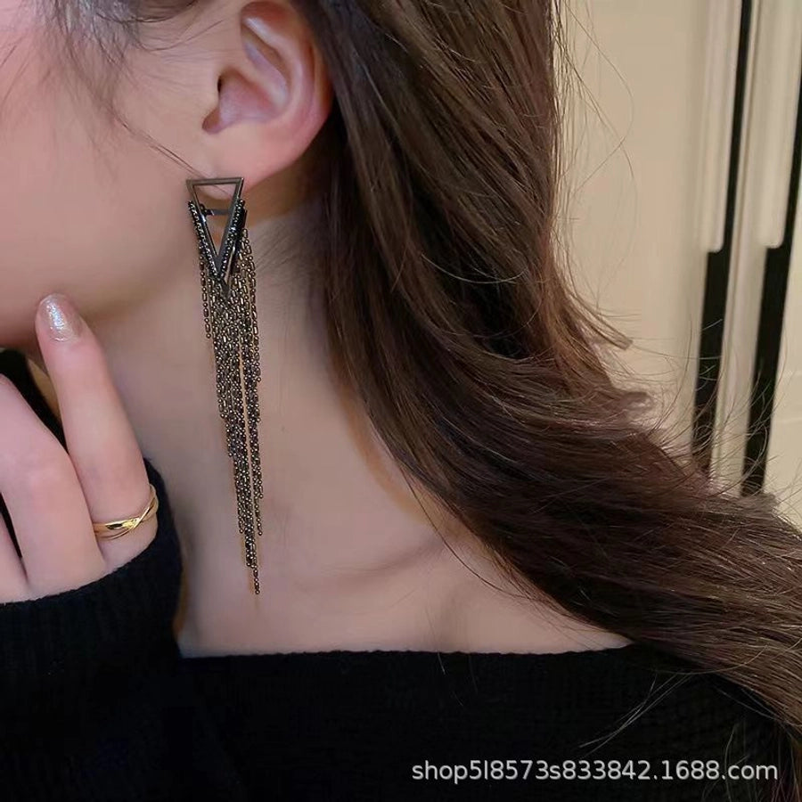 elegant triangle metal