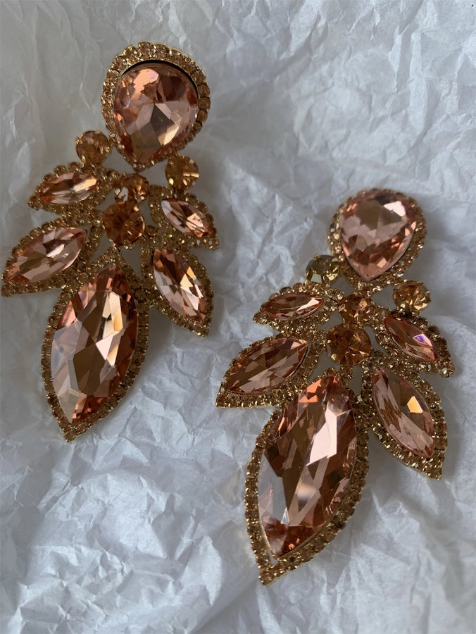 luxurious leaves