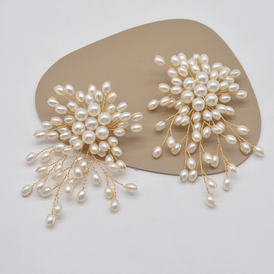 Exaggerated Flower Pearl