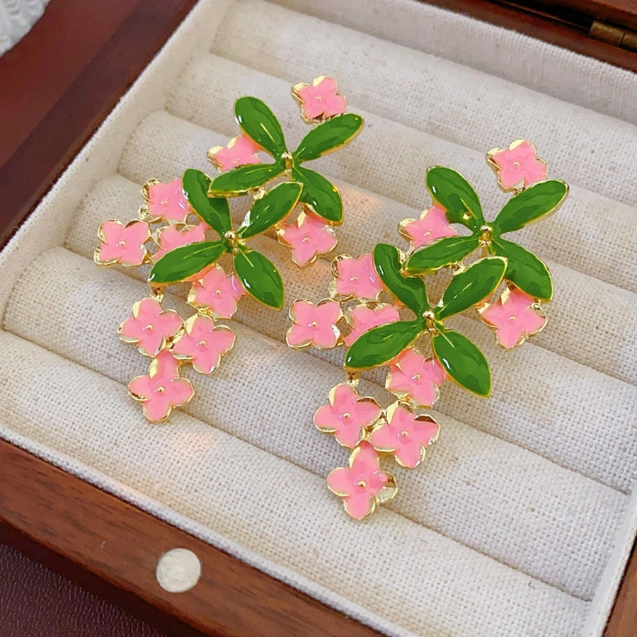 Luxurious Leaf Flower