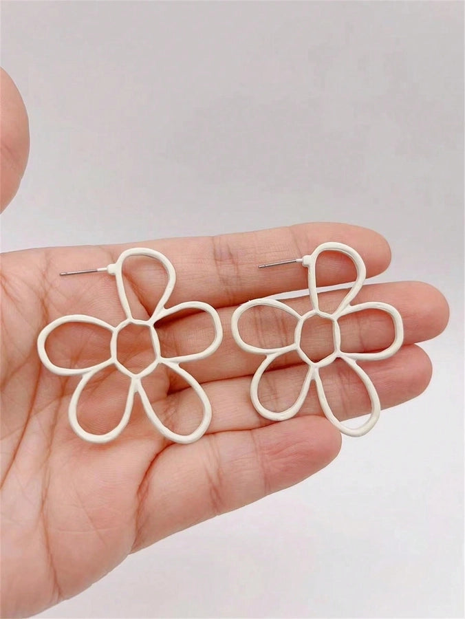 Flower Hollow Titanium Steel