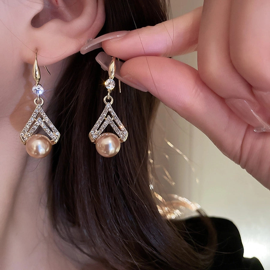 vintage pearl earrings