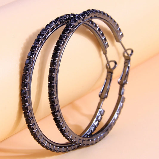 exaggerated hoop earrings
