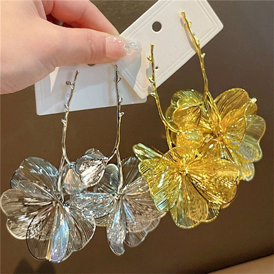 Retro Luxurious Flower