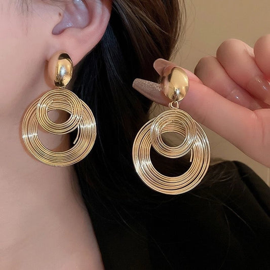 Exaggerated circule