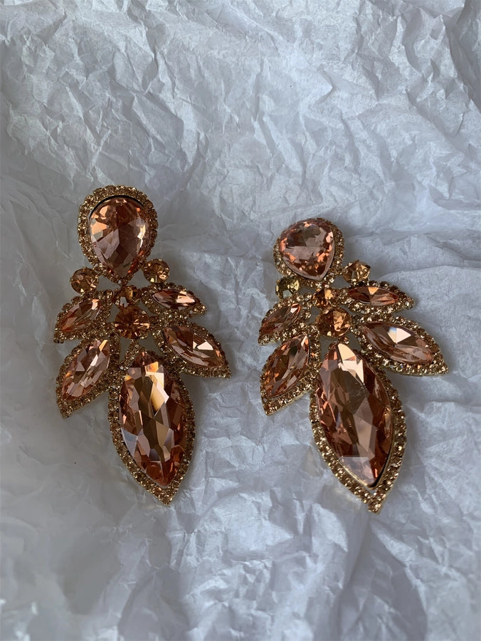 luxurious leaves