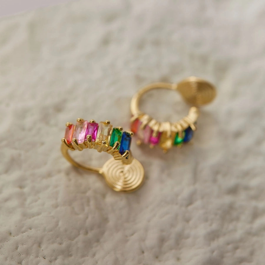 Rainbow zircon chapa de oro