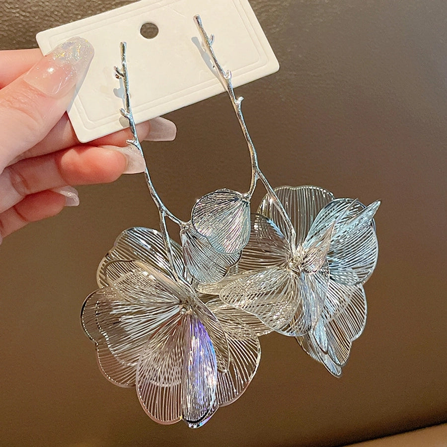 Retro Luxurious Flower