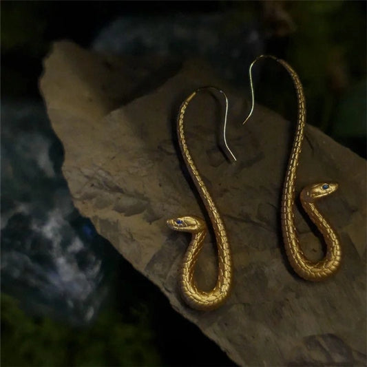 Exaggerated Snake