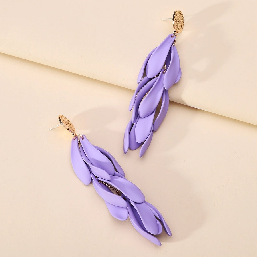 petal earrings