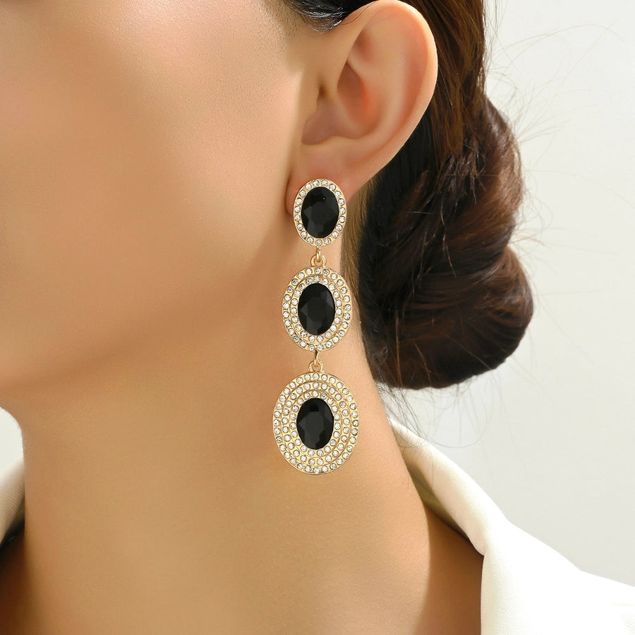 luxurious oval