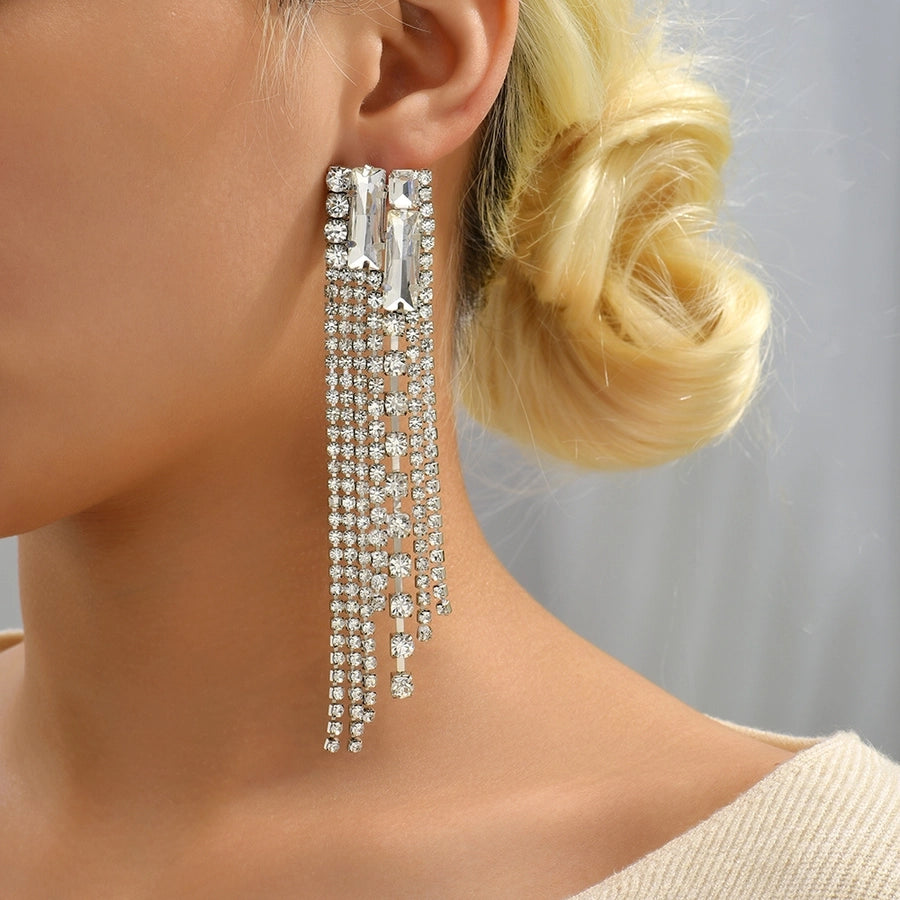 shiny geometric tassel