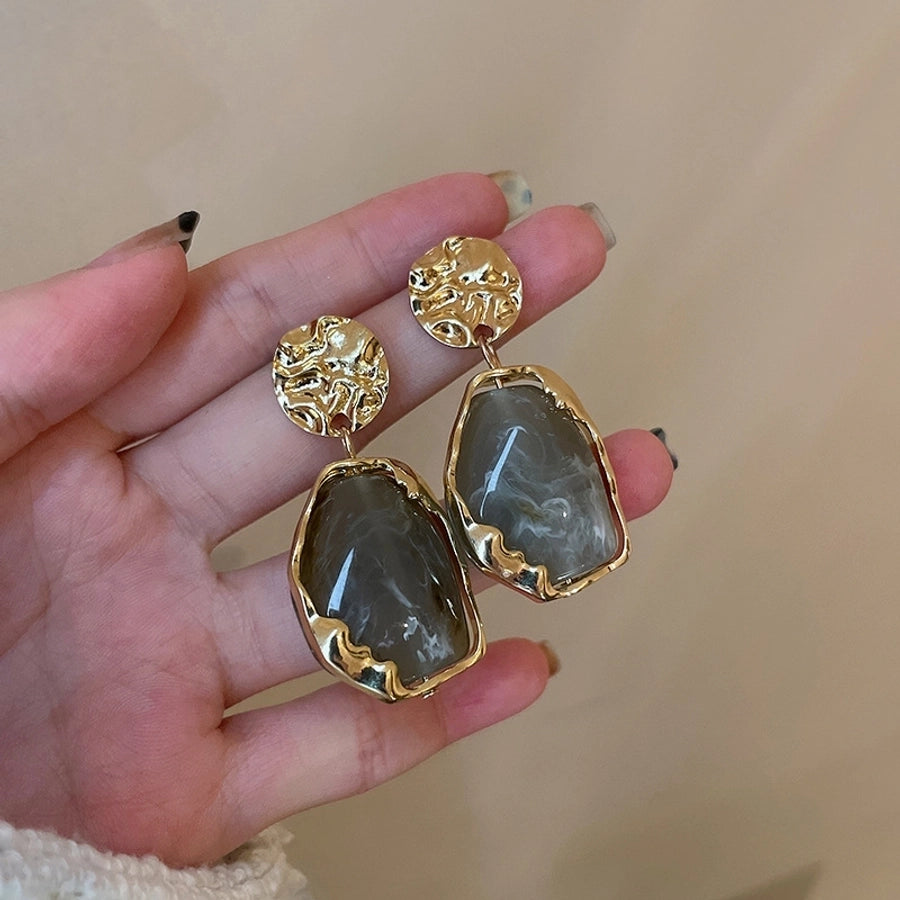 retro geometric resin irregular